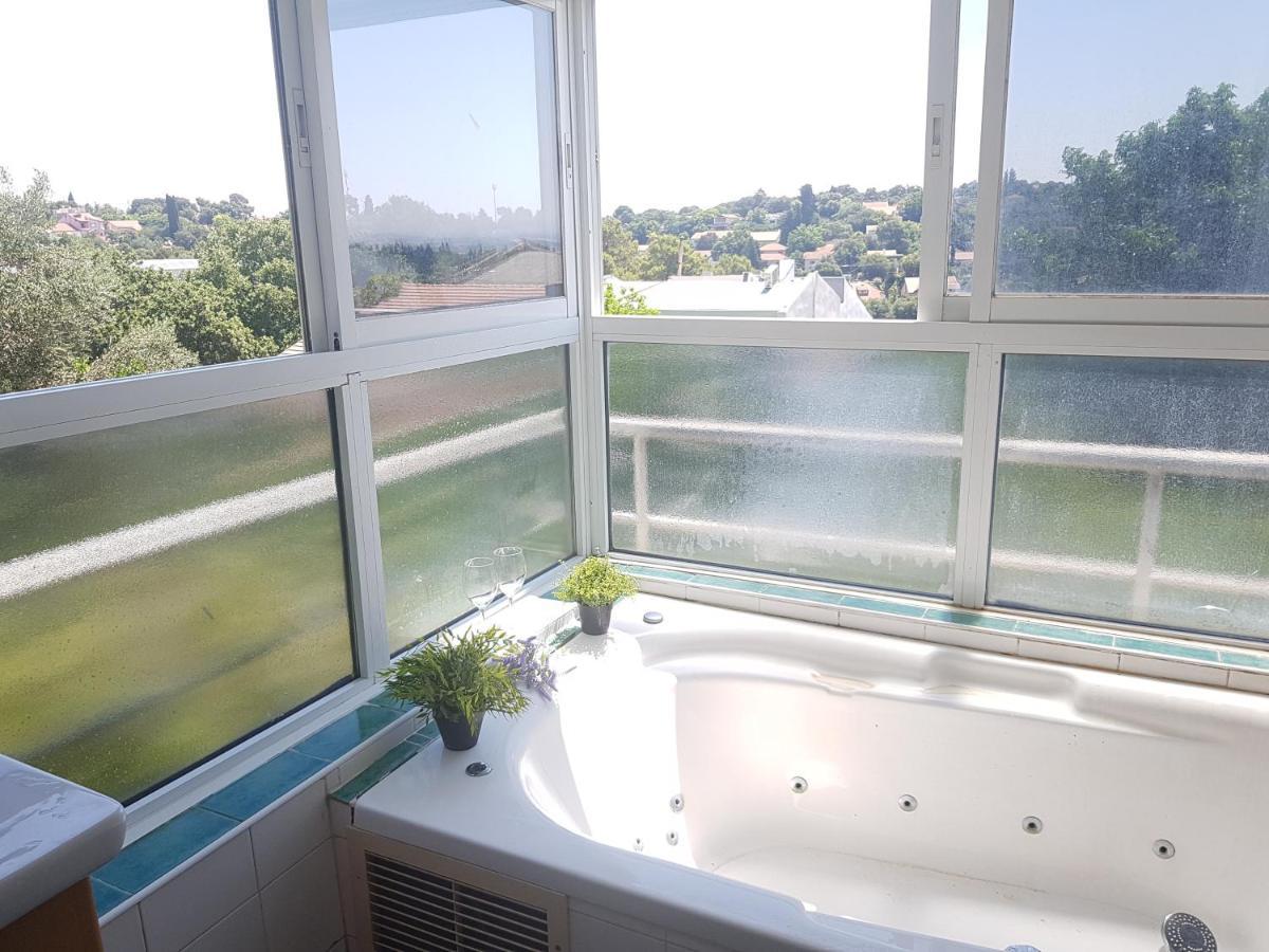 Galilean Villa With Jacuzzi Qiryat Amal Bagian luar foto
